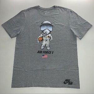 Men’s Nike AF1 shirt Size Large